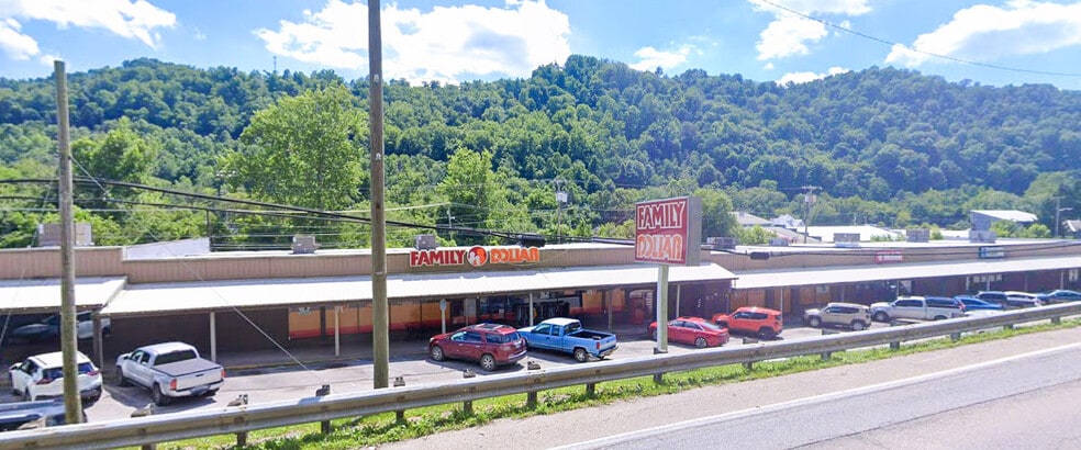 More Photos Of 236 Mall Rd, Danville General Retail For Sale