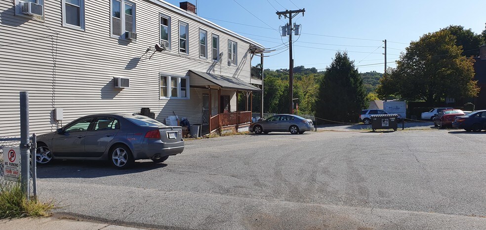 More Photos Of 2-4 Main Street Manville, Manville Storefront Retail Office For Lease