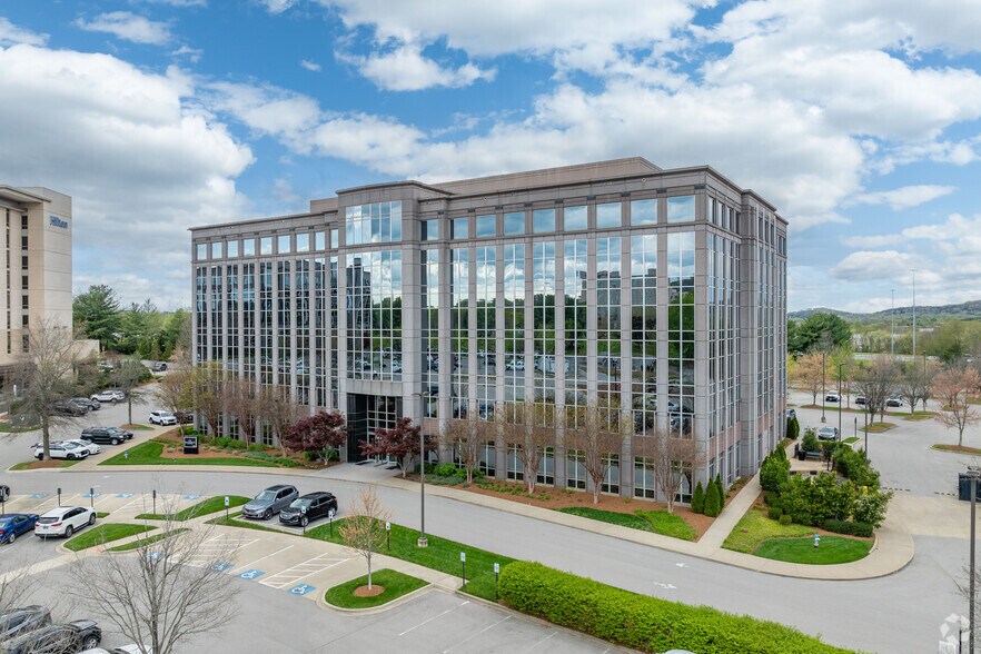 Primary Photo Of 1000 Corporate Center Dr, Franklin Office For Lease