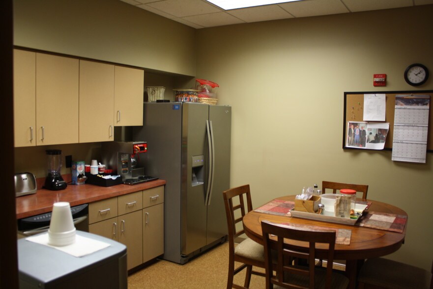 More Photos Of 602 Crescent Pl, Ridgeland Office For Lease