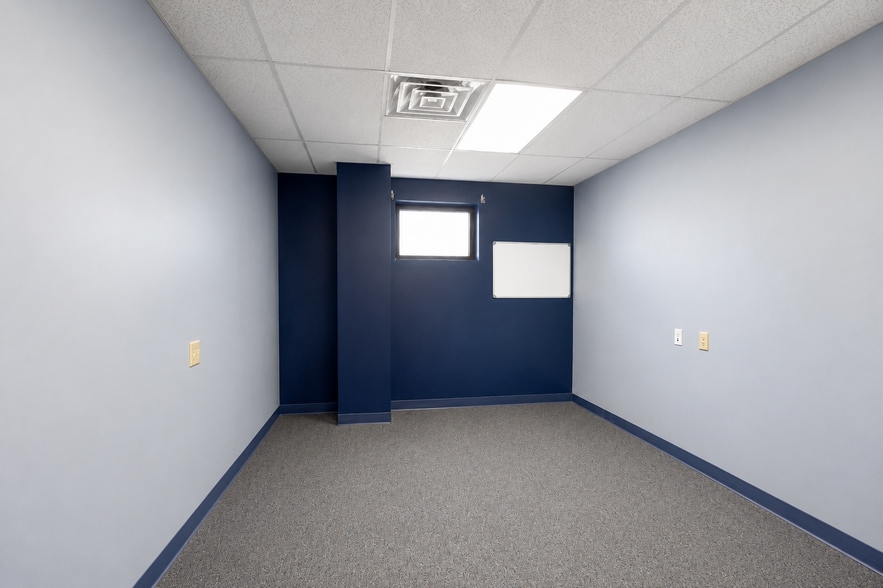 More Photos Of 1400 Pike St, Marietta Office For Lease