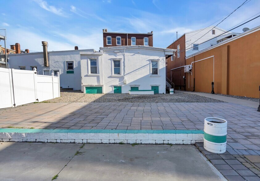 More Photos Of 11 W Front St, Keyport Storefront Retail Residential For Lease