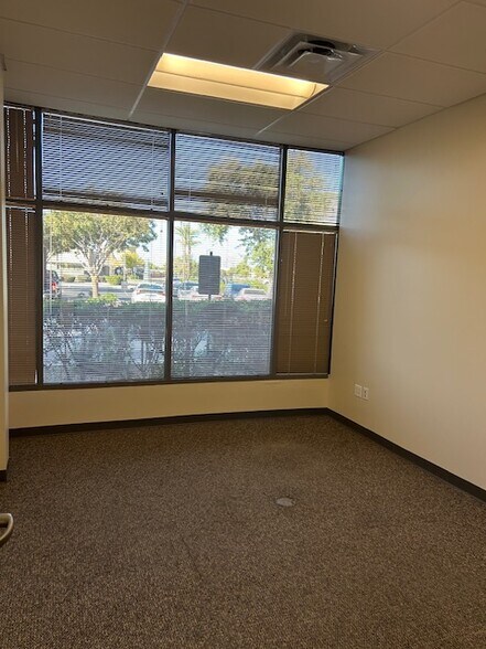 More Photos Of 2450 S Gilbert Rd, Chandler Office For Lease