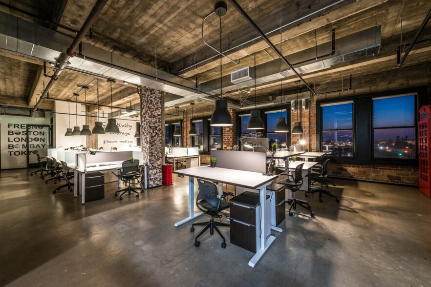 More Photos Of 1060 Fulton St, Fresno Office For Sale