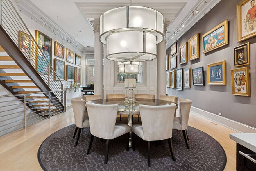 More Photos Of 2217 N Clybourn Ave, Chicago Storefront Retail Residential For Sale