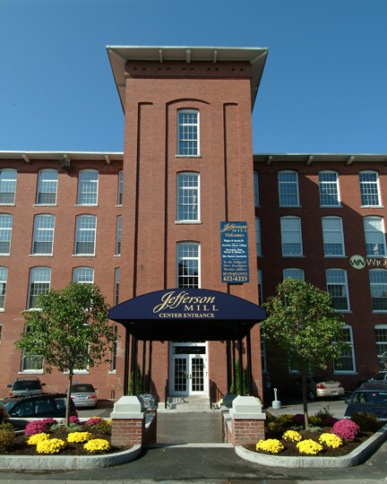More Photos Of 670 N Commercial St, Manchester Apartments For Lease