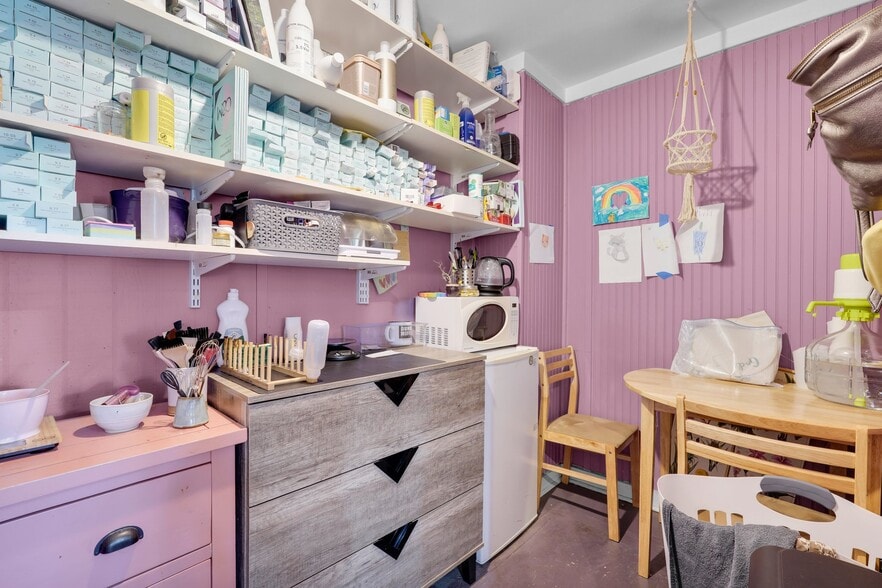 More Photos Of 2312 Abercorn St, Savannah Storefront Retail Residential For Sale