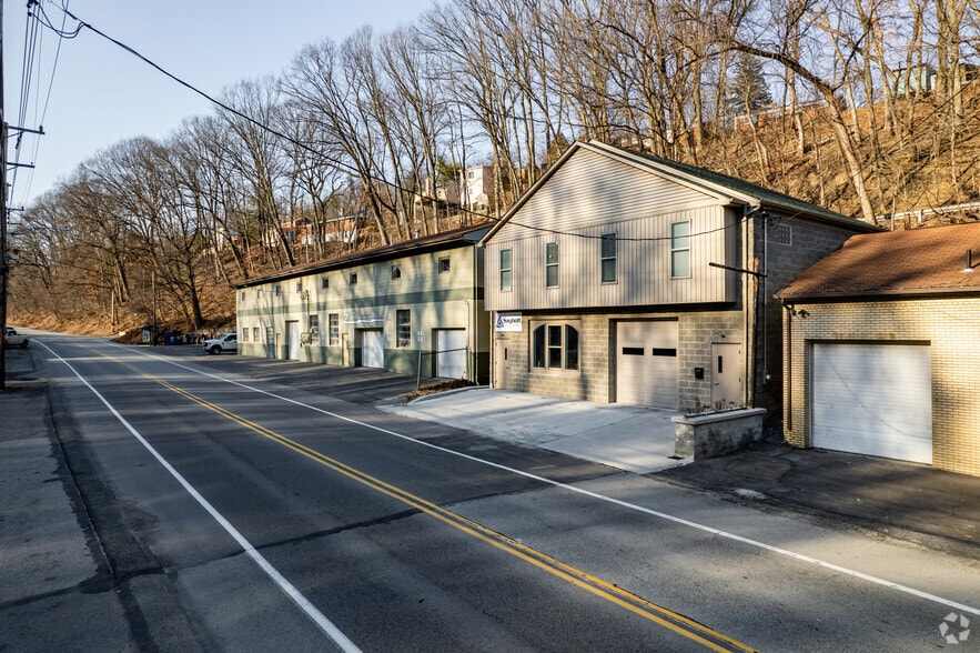 More Photos Of 100 McNeilly Rd, Pittsburgh Light Manufacturing For Sale