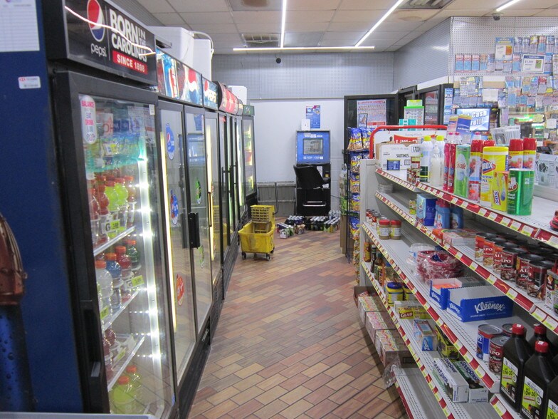More Photos Of 2301 Lackey St, Lumberton Convenience Store For Sale