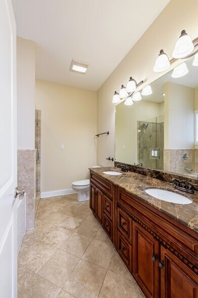 More Photos Of 6229 N Richmond St, Chicago Apartments For Sale