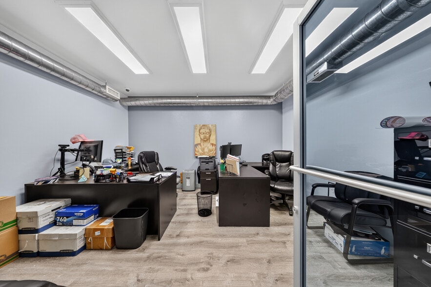 More Photos Of 20847 Sherman Way, Canoga Park Office For Sale