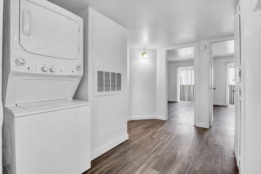 More Photos Of 3102 E Paradise Ln, Phoenix Apartments For Sale