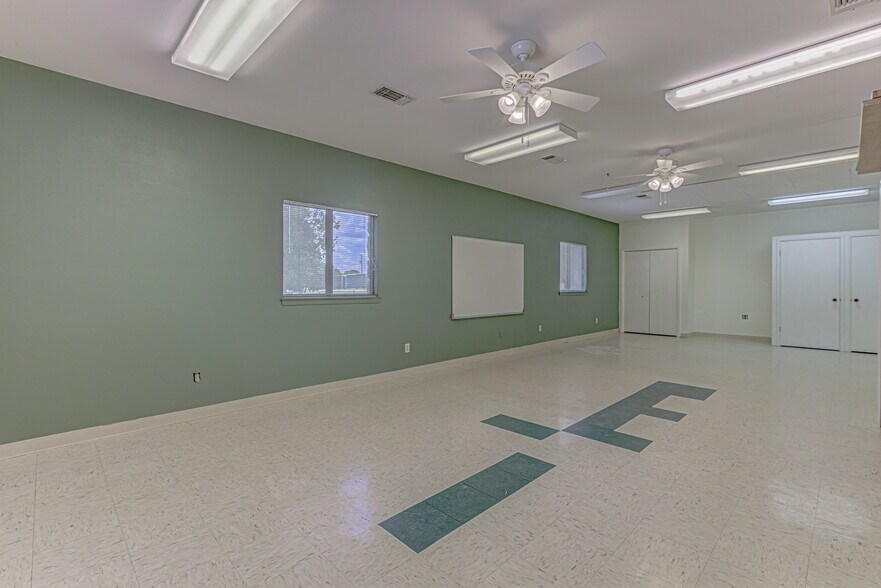 More Photos Of 45 La Buena Vista Dr, Wimberley Schools For Sale