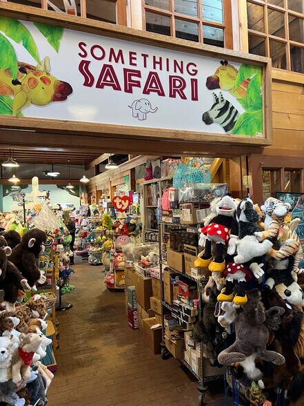 More Photos Of 310-340 Water St, Excelsior Freestanding For Lease