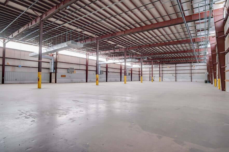 More Photos Of 200 Monroe Ave, Frederick Warehouse For Lease