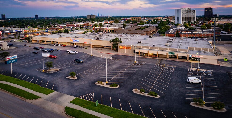 More Photos Of 2924-2950 NW 63rd St, Oklahoma City Unknown For Lease