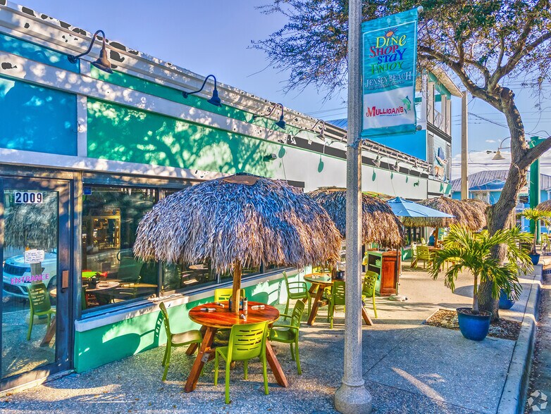 More Photos Of 2019 NE Jensen Beach Blvd, Jensen Beach Storefront Retail Office For Lease