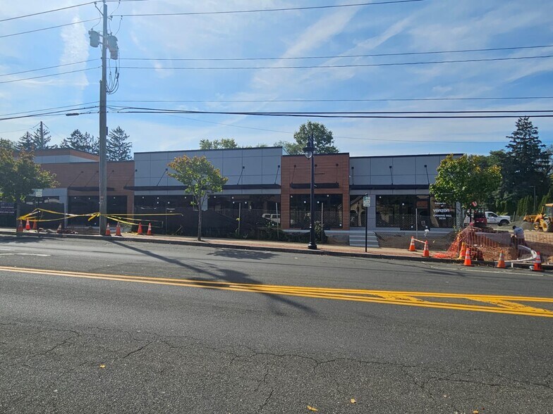 More Photos Of 101 S Main St, New City Freestanding For Lease