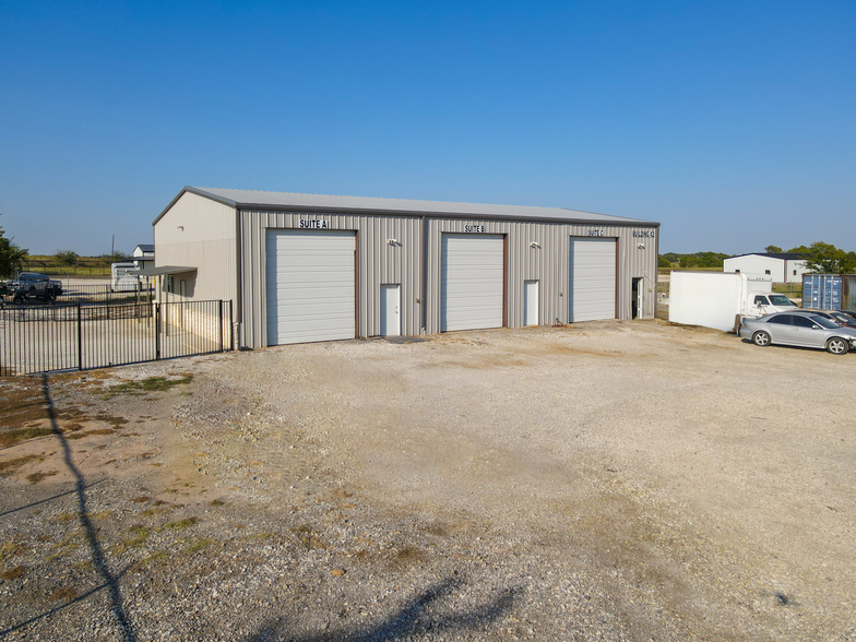 Primary Photo Of 5350 Ganzer Rd W, Krum Warehouse For Lease