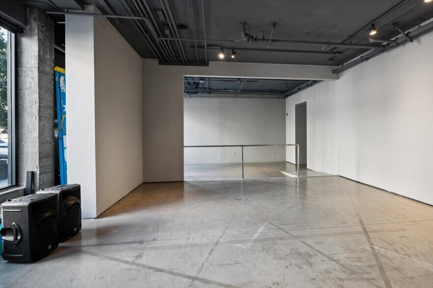 More Photos Of 2405 Folsom St, San Francisco Multifamily For Sale