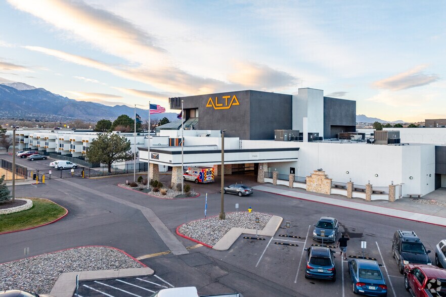 Primary Photo Of 2886 S Circle Dr, Colorado Springs Apartments For Lease