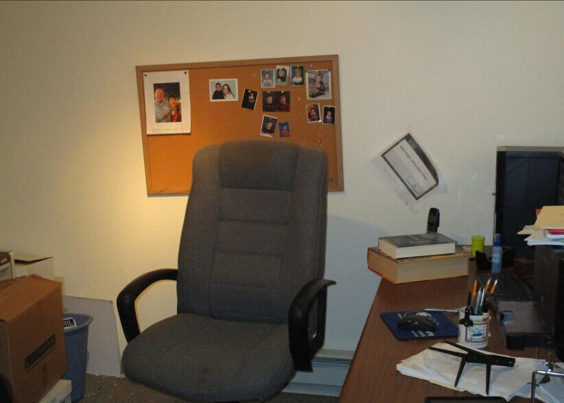 More Photos Of 4735 S Straits Hwy, Indian River General Retail For Sale