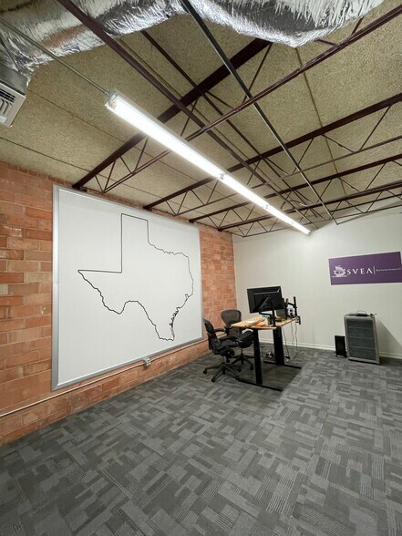 More Photos Of 1202 N Flores St, San Antonio Loft Creative Space For Sale