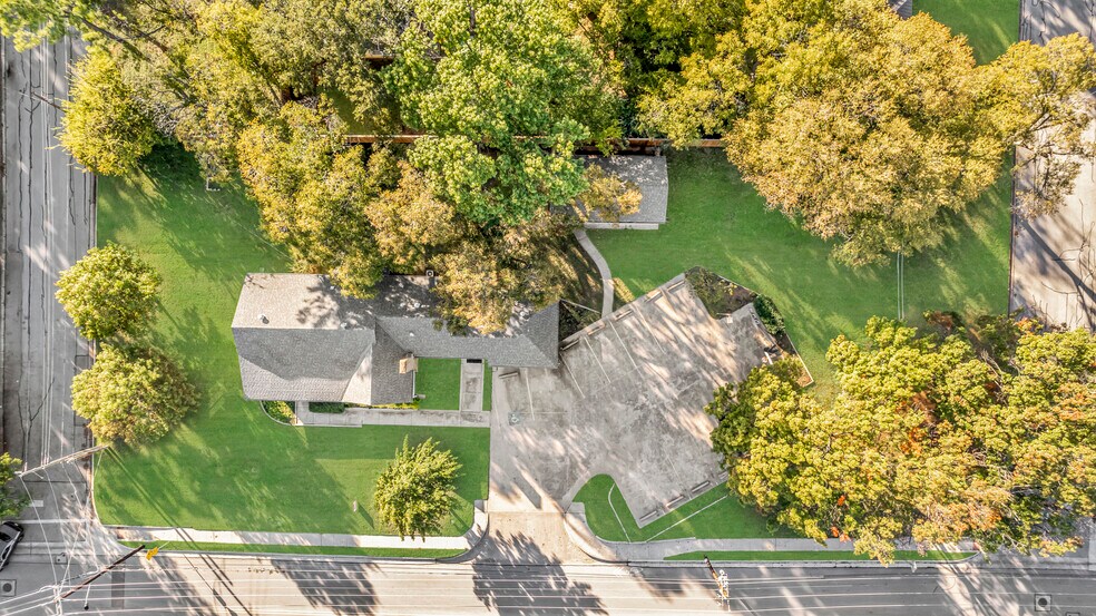 More Photos Of 600 S Davis Dr, Arlington Office For Lease