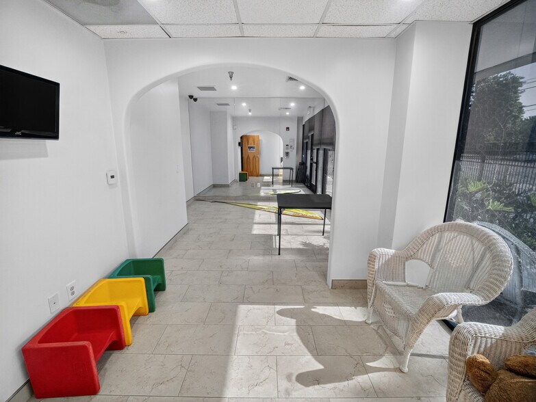More Photos Of 2350-2400 S Central Ave, Compton Warehouse For Lease