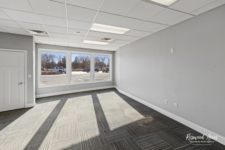 More Photos Of 124 E River St, Momence Warehouse For Sale