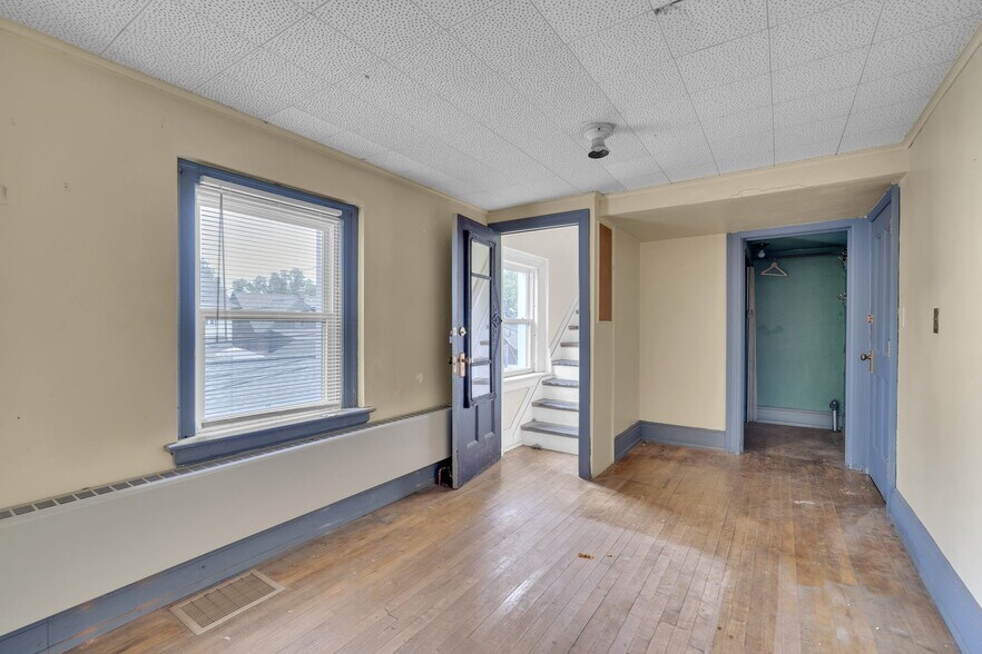 More Photos Of 187 Southside Pky, Buffalo Office For Lease