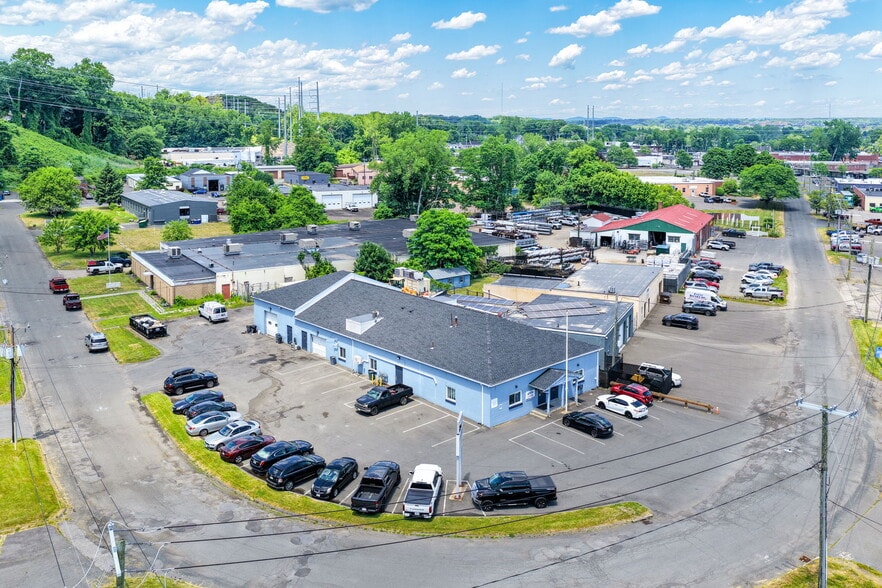 Primary Photo Of 80 Ramah Cir S, Agawam Manufacturing For Lease
