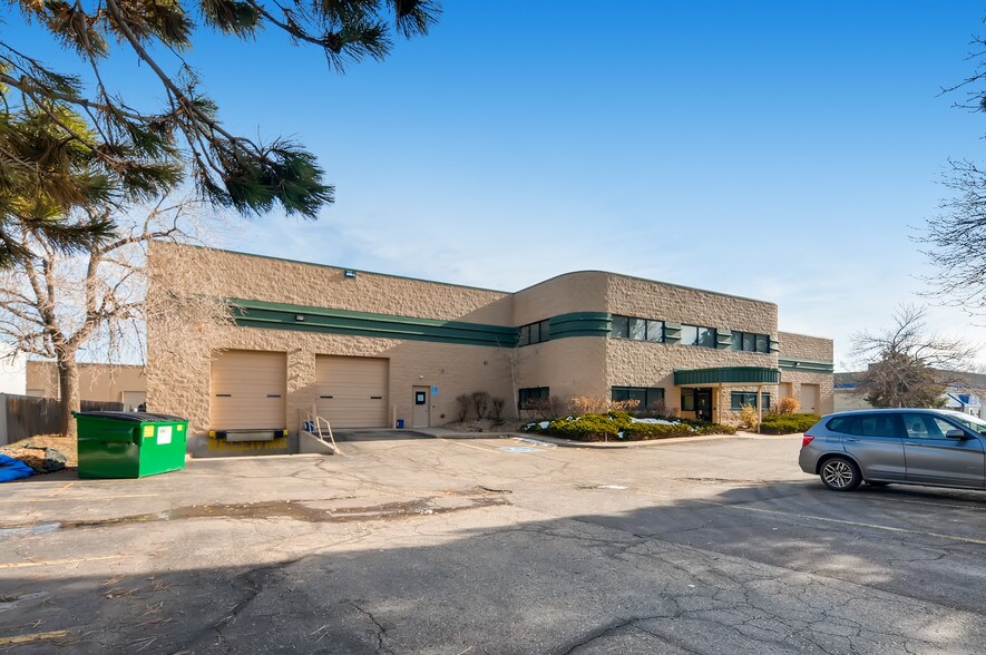 More Photos Of 5550 Joliet St, Denver Warehouse For Sale