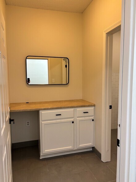 More Photos Of 86 Timber Creek Dr, Cordova Medical For Lease