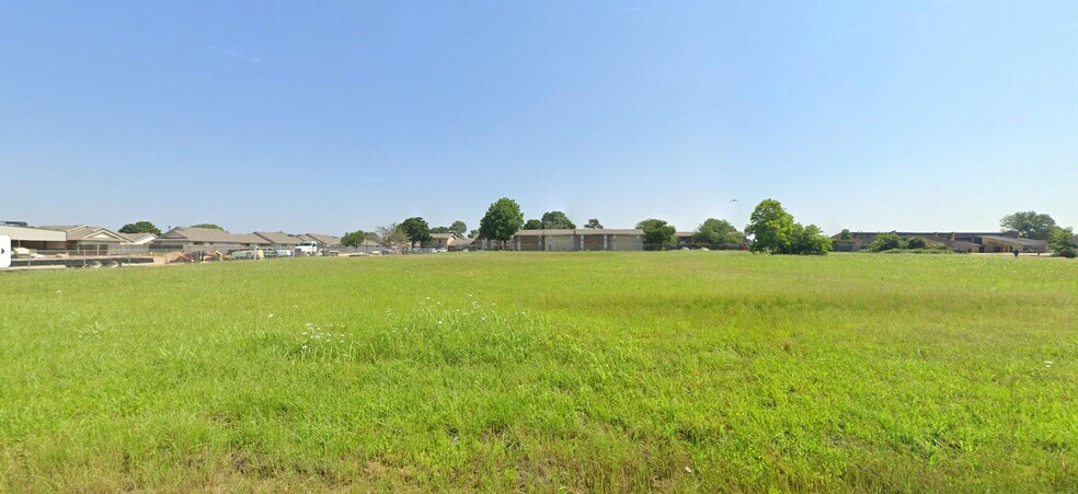 More Photos Of 0 Deshong Dr, Paris Land For Sale
