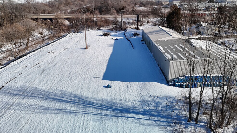More Photos Of 3007 S Alpine Rd, Rockford Industrial For Lease