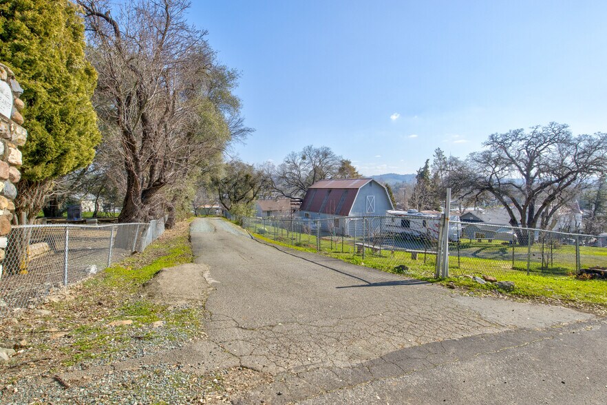 More Photos Of 9363 Landrum St, Plymouth Apartments For Sale