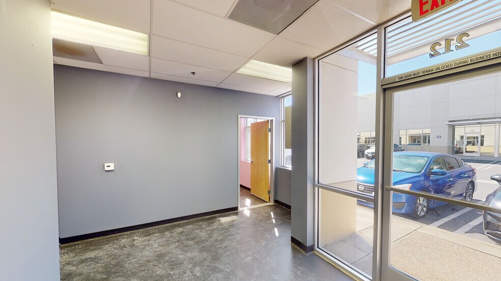 More Photos Of 29033 Avenue Sherman, Valencia Loft Creative Space For Sale