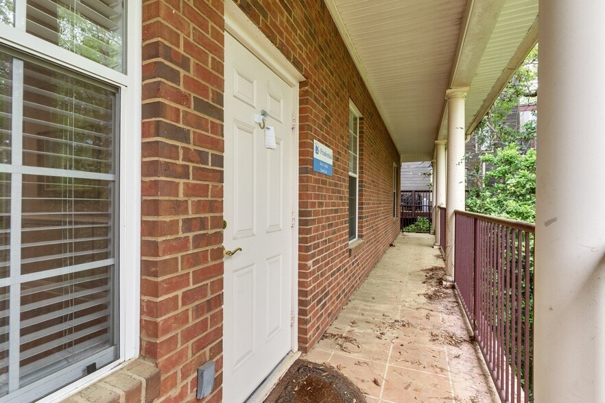 More Photos Of 2104 Delta Way, Tallahassee Office For Sale