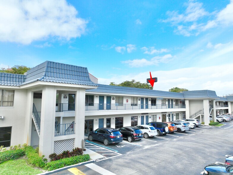 More Photos Of 1897 Palm Beach Lakes Blvd, West Palm Beach Medical For Sale