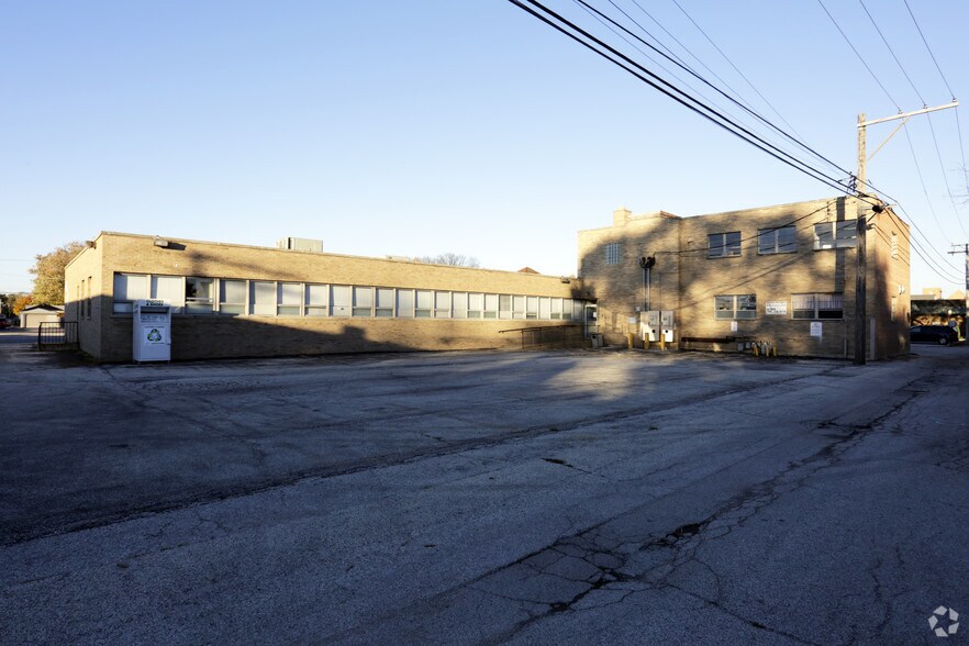 More Photos Of 2200 W Roosevelt Rd, Broadview Medical For Sale