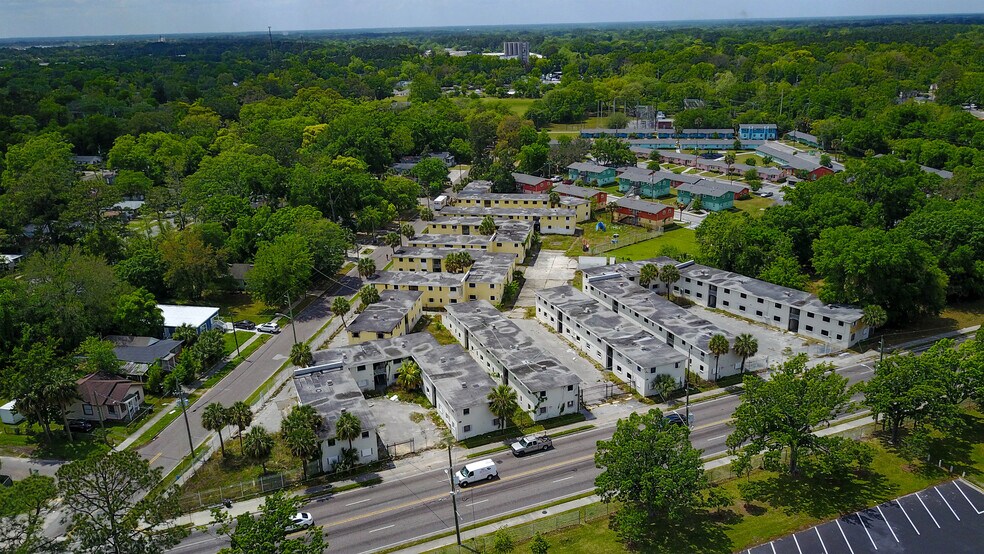 More Photos Of 4646 Moncrief Rd, Jacksonville Apartments For Sale