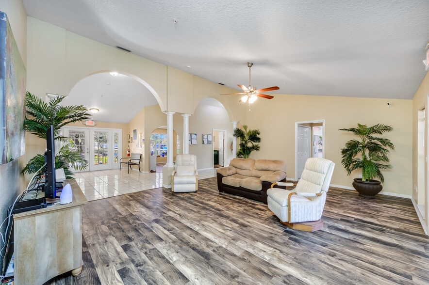 More Photos Of 2820 Pan American Blvd, North Port Assisted Living For Sale