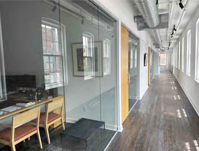 More Photos Of 210 Court Ave, Des Moines Office For Lease