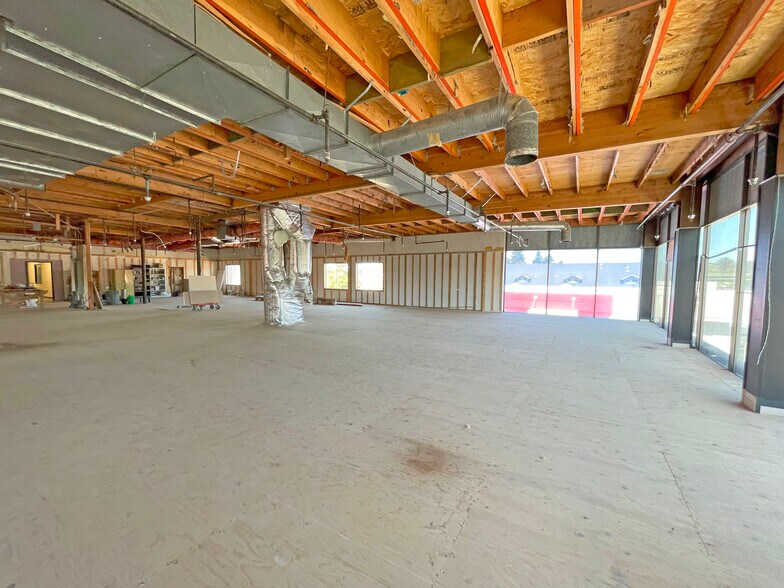 More Photos Of 3201 Cleveland Ave, Santa Rosa Office For Sale