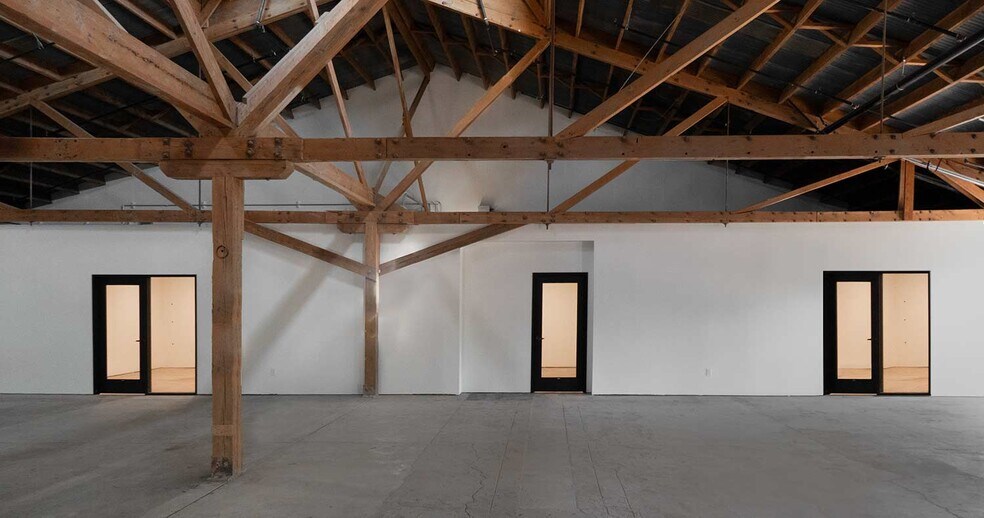 More Photos Of 55 W Grant St, Healdsburg Warehouse For Lease