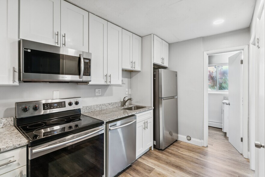 More Photos Of 5212 Franklin Blvd, Cleveland Apartments For Sale