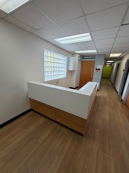 More Photos Of 4534 S Western Ave, Chicago Healthcare For Lease