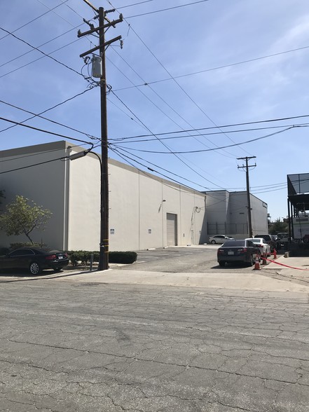 More Photos Of 3430 E Airport Way, Long Beach Warehouse For Lease