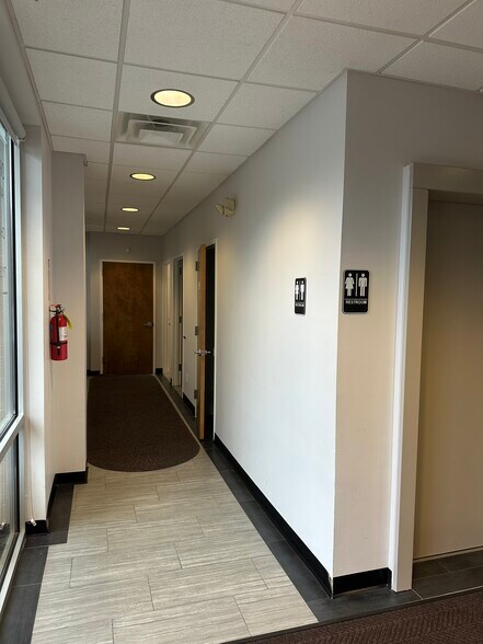 More Photos Of 1092 W Jericho Tpke, Commack Storefront Retail Office For Lease